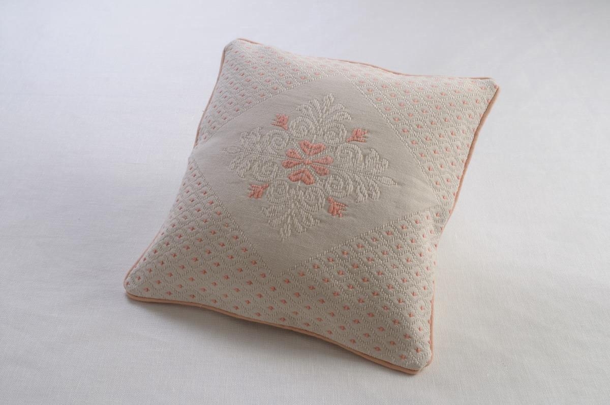 Art-30 copricuscino cotone pistoccu albicocca9 e panna