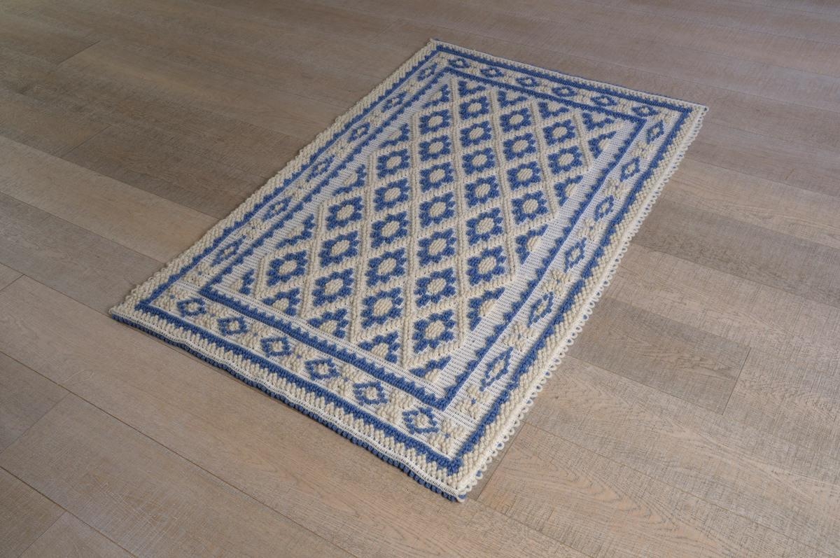 Art-36 tappeto lana tessuto a rilievo rosoncini