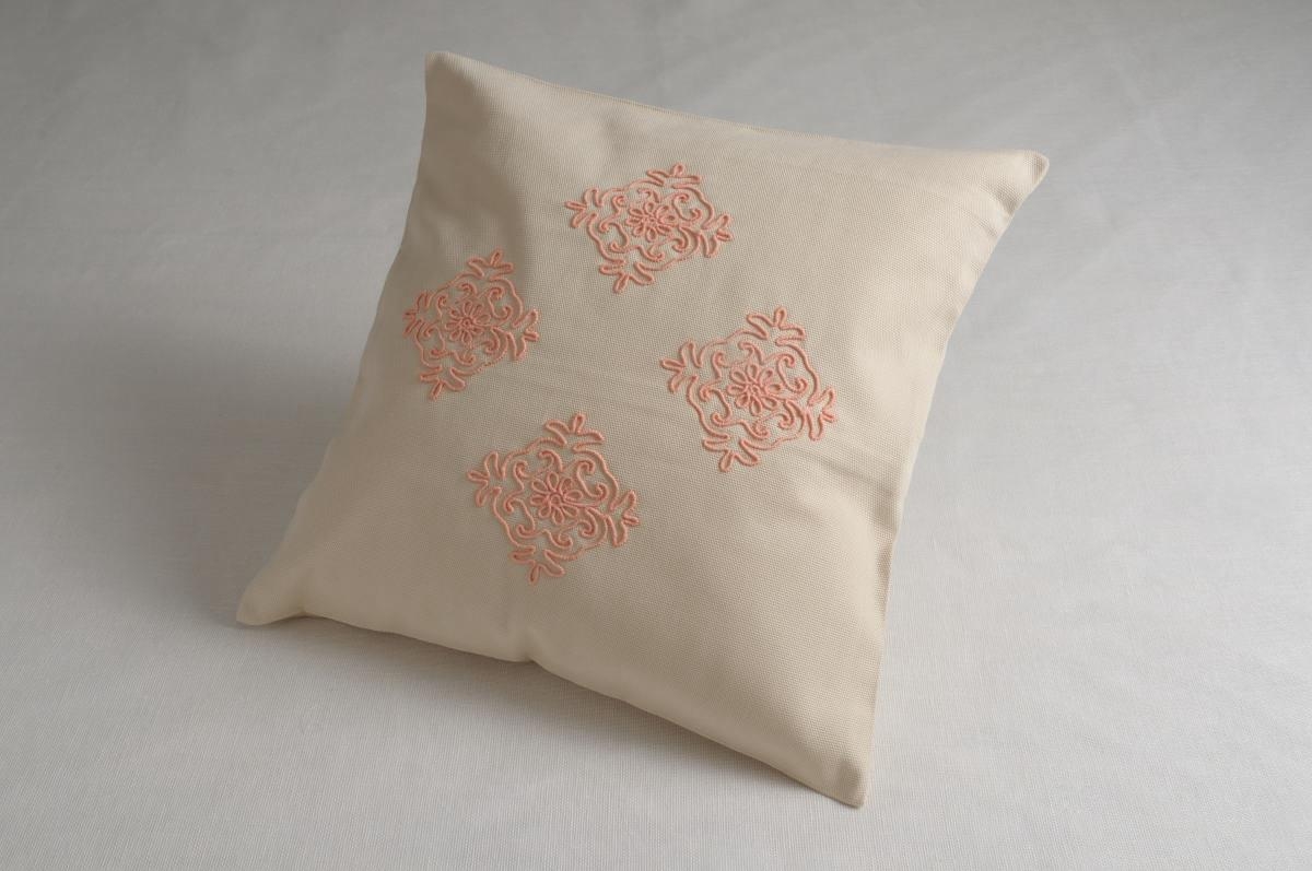 Art-40 copricuscino cotone su pistoccu albicocca