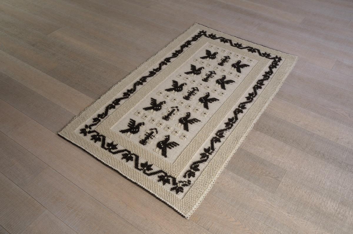 Art-42 tappeto lana tessuto a rilievo pavoncella