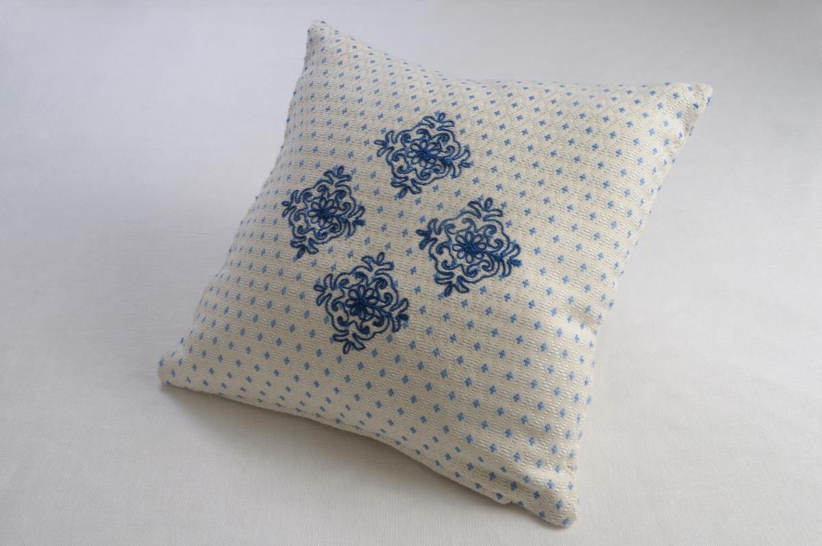 Art-49 copricuscino cotone pistoccu azzurro scuro